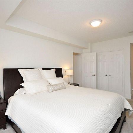Downtown Mississauga Executive Suites Sq1 Eksteriør billede