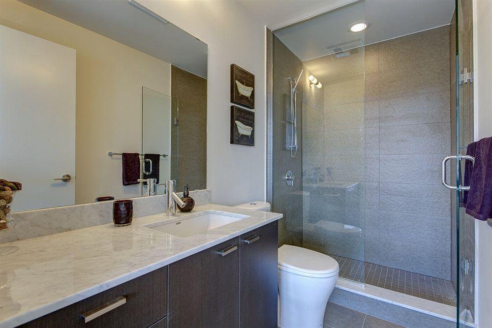Downtown Mississauga Executive Suites Sq1 Eksteriør billede
