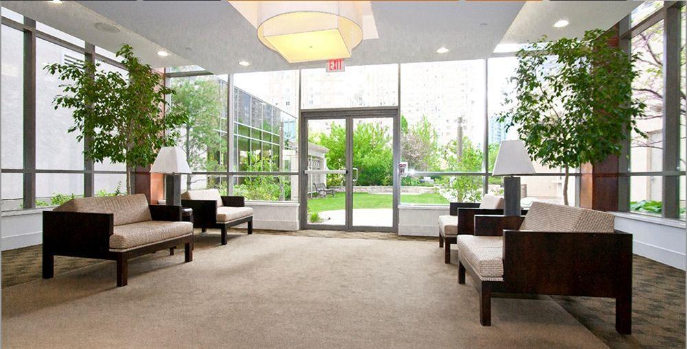Downtown Mississauga Executive Suites Sq1 Eksteriør billede