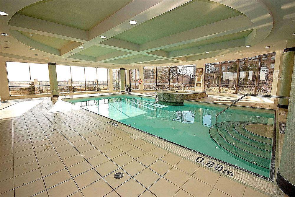 Downtown Mississauga Executive Suites Sq1 Eksteriør billede